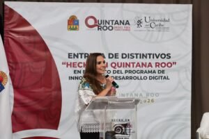 Reciben distintivo “Hecho en Quintana Roo” artesanos y productores playenses