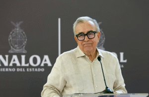 Confirman ficha roja de Interpol contra Rubén Rocha Moya y exfuncionarios ligados al narco