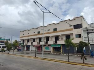 Tragedia en Zazil-Ha: hombre muere calcinado tras incendio en cuartería de Playa del Carmen