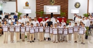 Durante la instalación del Cabildo Infantil 2026, Estefanía Mercado llama a las nuevas generaciones a construir el futuro de Playa del Carmen