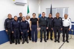 Estefanía Mercado inicia proceso de reconocimiento para el retiro digno de mujeres y hombres de la Policía Municipal