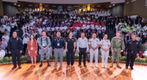 Estefanía Mercado inaugura Segundo Congreso Nacional de Bomberos en Playa del Carmen