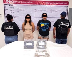 Capturan a dos mujeres por probable narcomenudeo en Playa del Carmen
